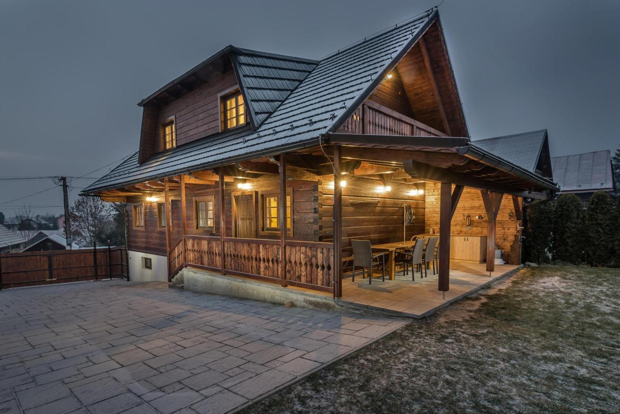 Drevenica Emilka, 5 Min Restauracia, Z Terasy Vyhlad Na Kralovu Holu A Polomske Ocko, Gril, Ohnisko, Kotlik Villa Breznóbánya Kültér fotó